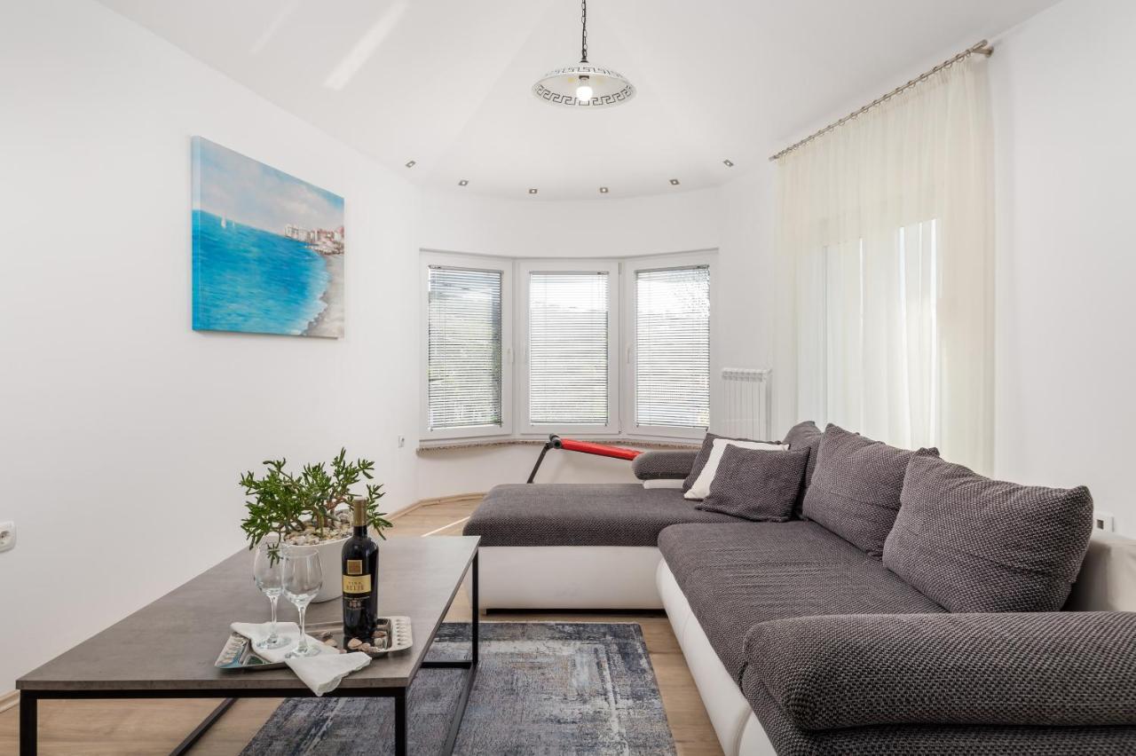 Apartment Dani-E.L. كاستاف المظهر الخارجي الصورة